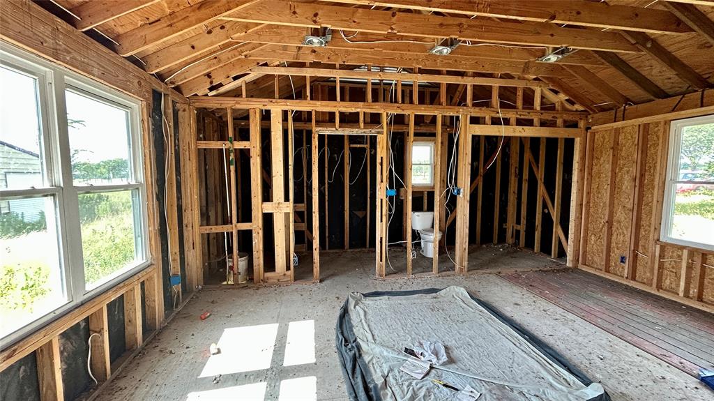 940 Rs County Road 1320 Property Photo 6