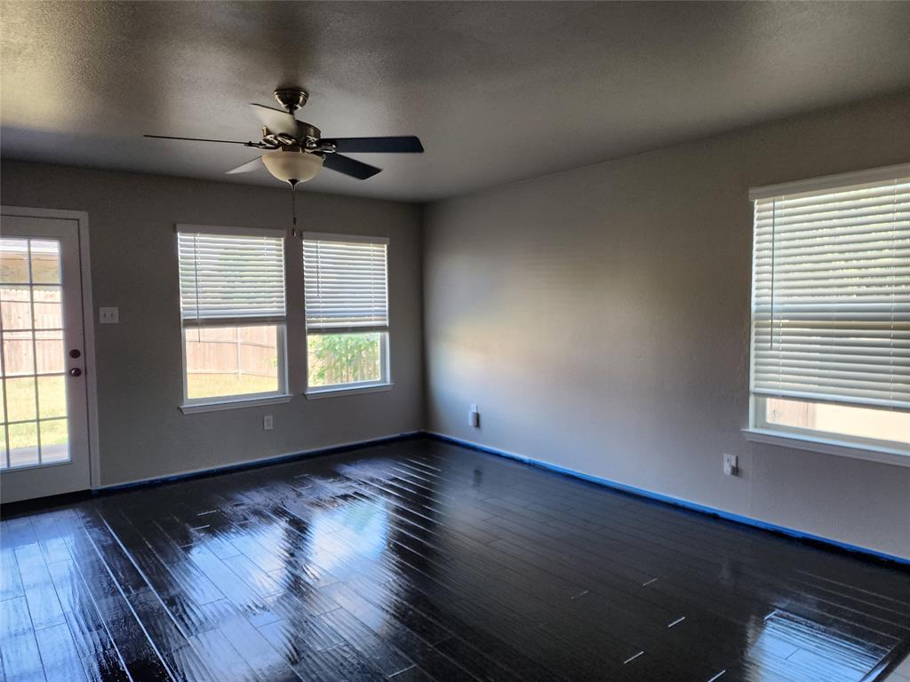 700 Swan Drive Property Photo 10