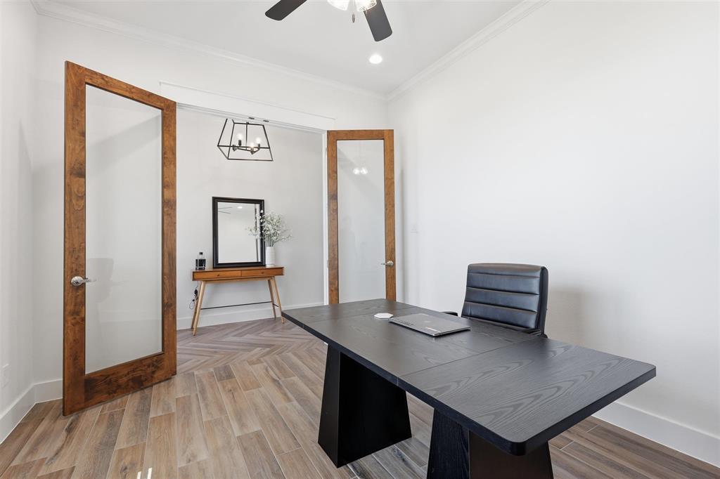 901 Medaris Way Property Photo 12