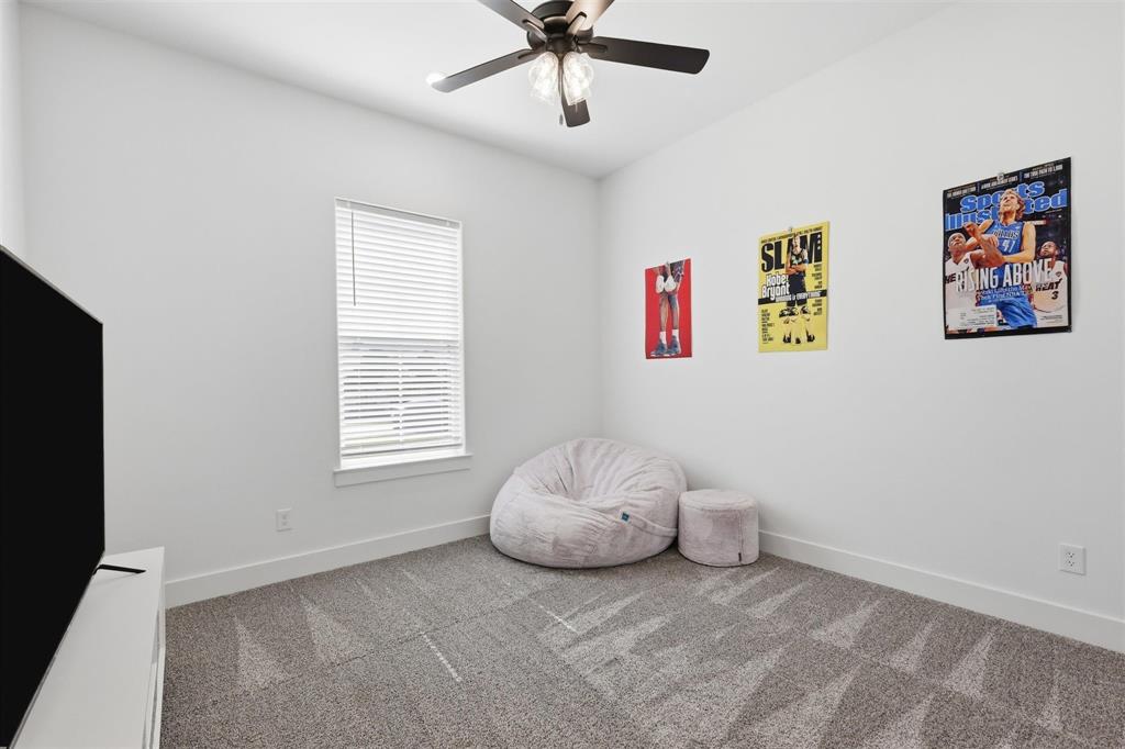 901 Medaris Way Property Photo 13