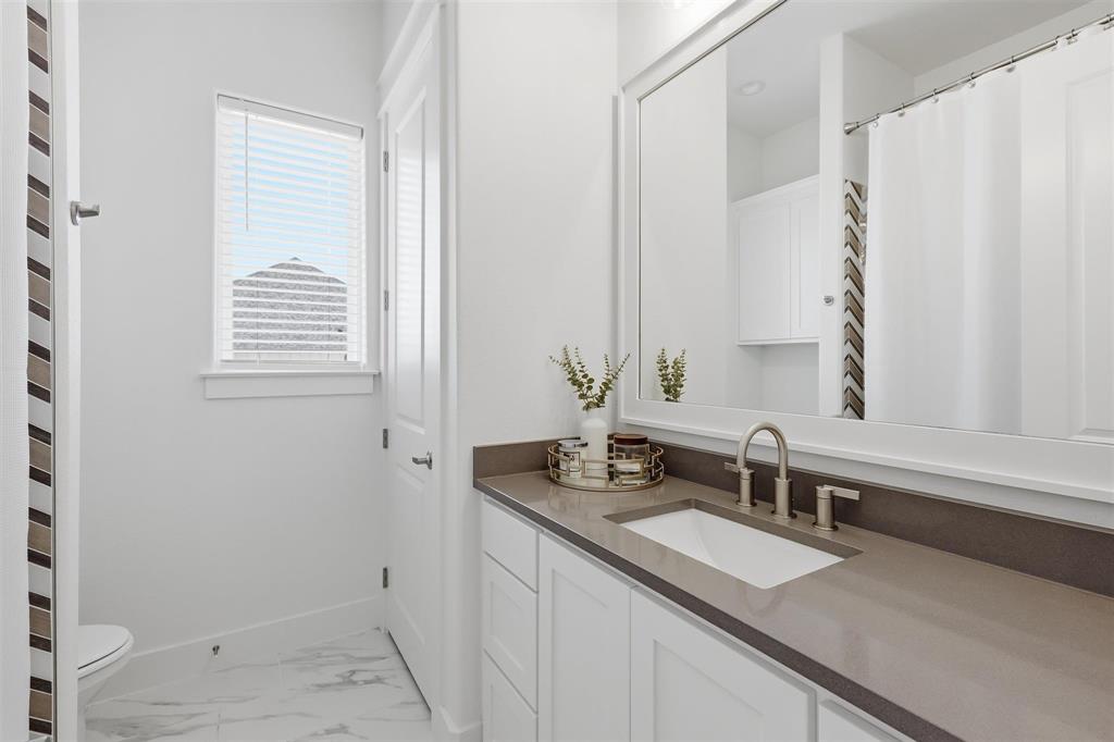 901 Medaris Way Property Photo 15