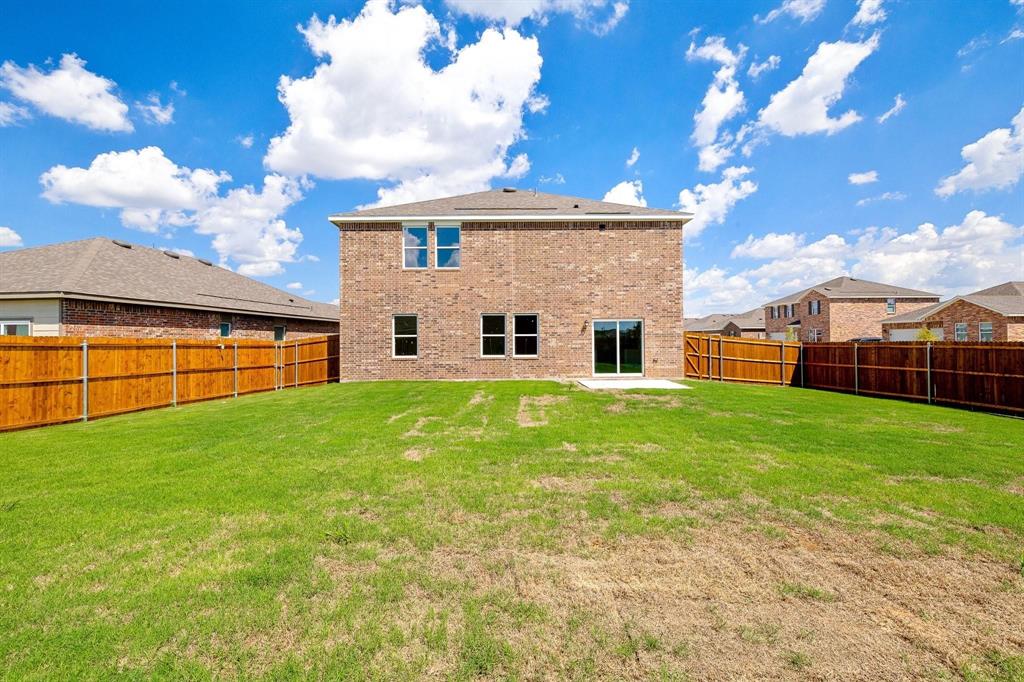 795 Yorkshire Drive Property Photo 37