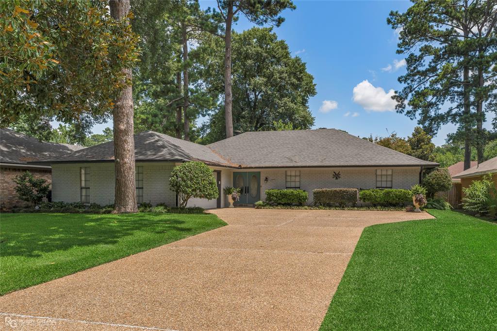 9841 High Point Drive Property Photo 1