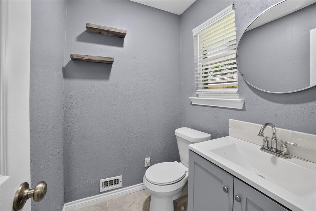 4730 Chilton Drive Property Photo 8