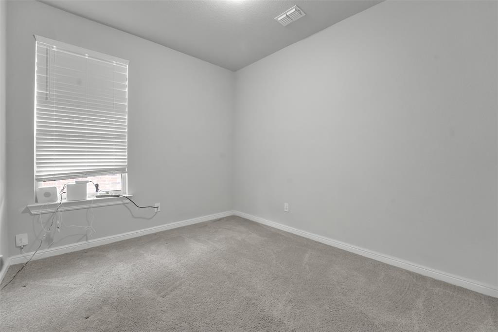 1129 Metaline Trail Property Photo 6