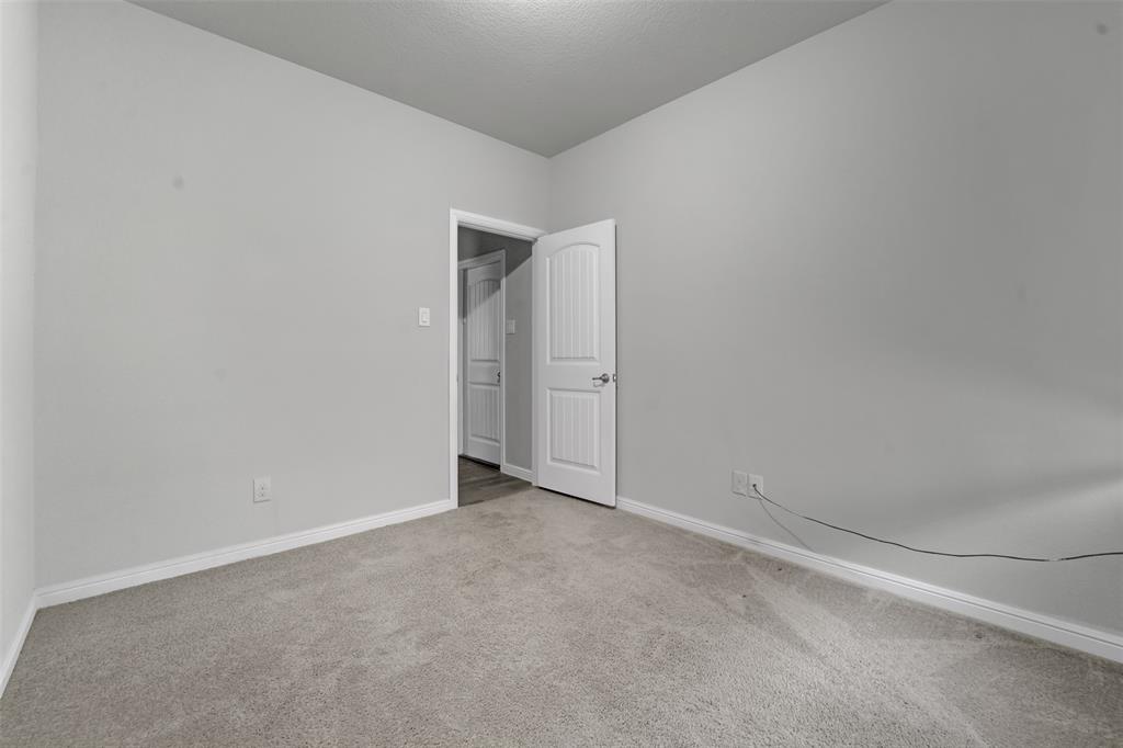 1129 Metaline Trail Property Photo 7