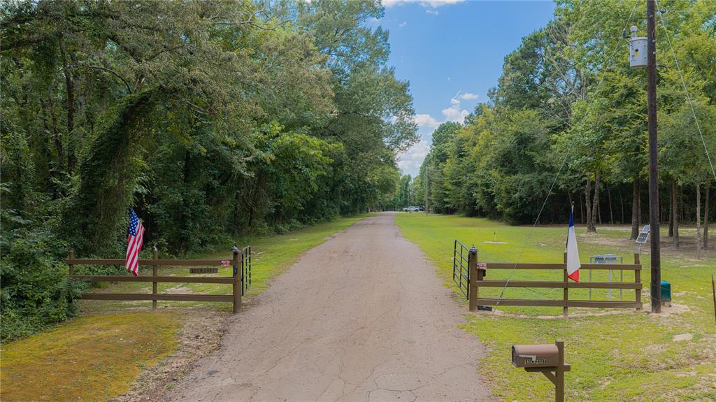 18 Cr 2337 Property Photo 7