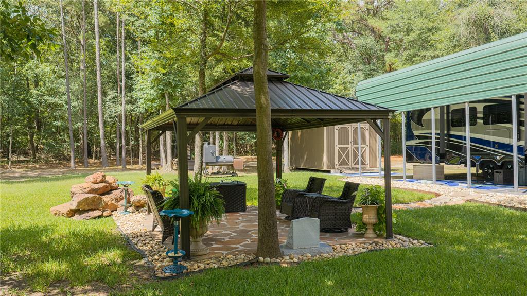 18 Cr 2337 Property Photo 16