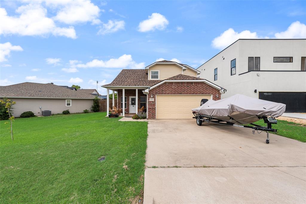 7622 W Shore Drive Property Photo 4