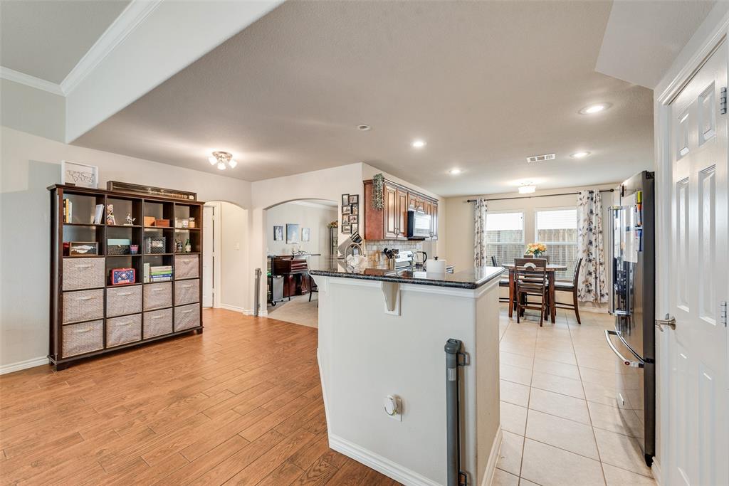 7622 W Shore Drive Property Photo 9