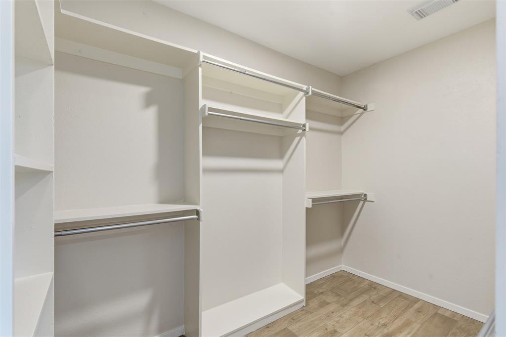 3512 Bender Trail Property Photo 7