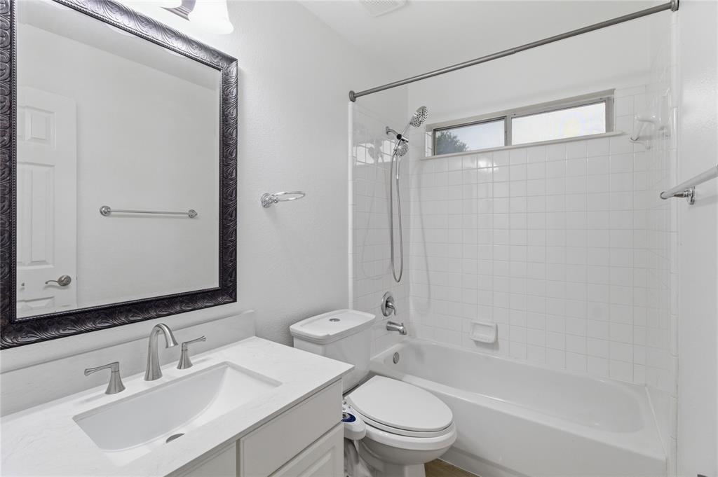 6803 Hillwood Drive Property Photo 9