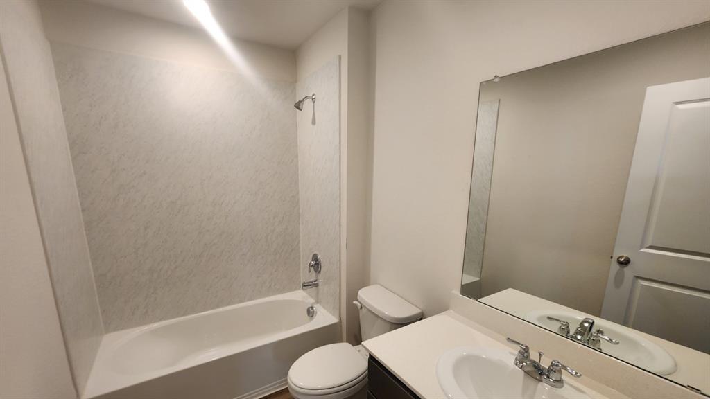 6118 Warm Rays Drive Property Photo 8
