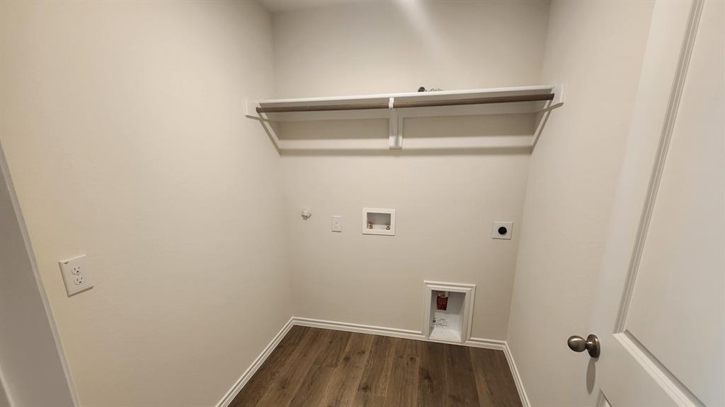 6118 Warm Rays Drive Property Photo 11