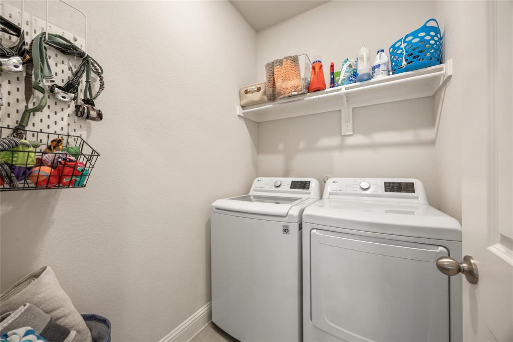 210 Highedge Drive Property Photo 24