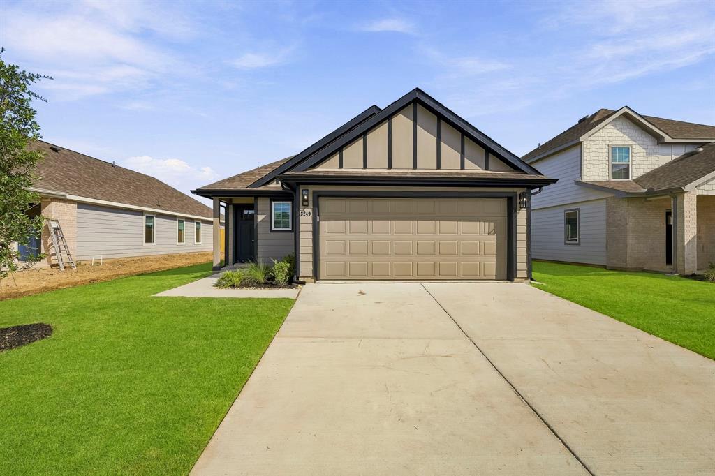 3249 Kelso Drive Property Photo 1