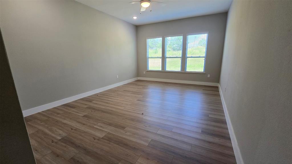 2750 Eastridge Boulevard Property Photo 11