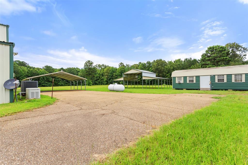 672 County Road 4960 Property Photo 29