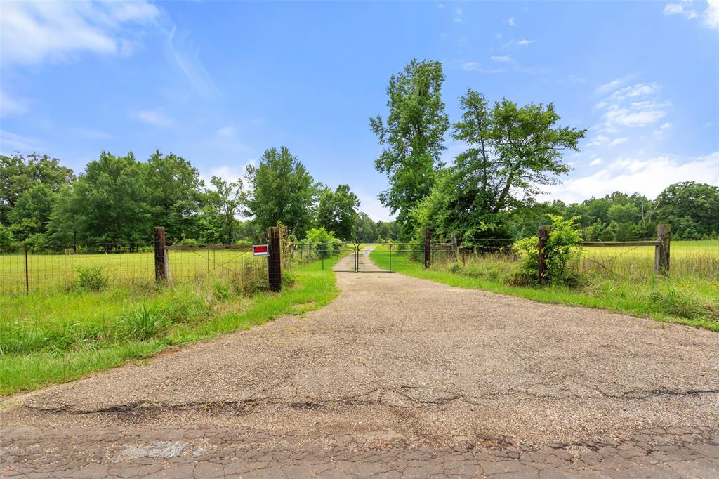 672 County Road 4960 Property Photo 31