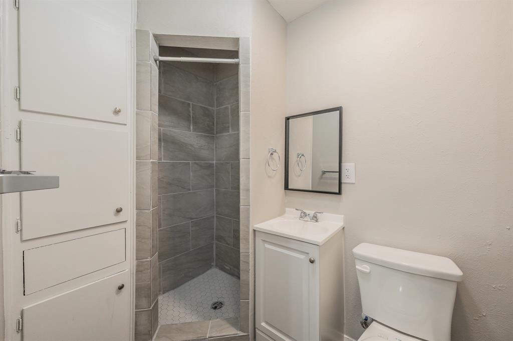 717 Blue Ridge Trail Property Photo 21