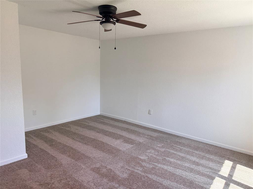 424 W Santa Fe Avenue Property Photo 17