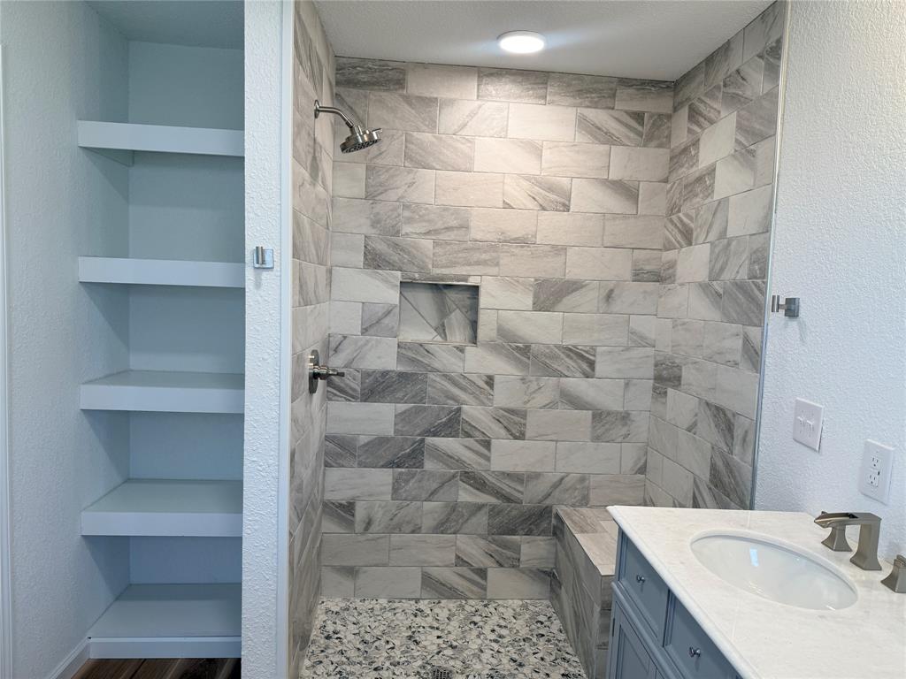 424 W Santa Fe Avenue Property Photo 25