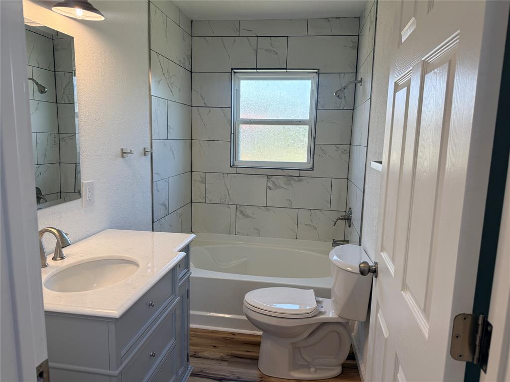 424 W Santa Fe Avenue Property Photo 27