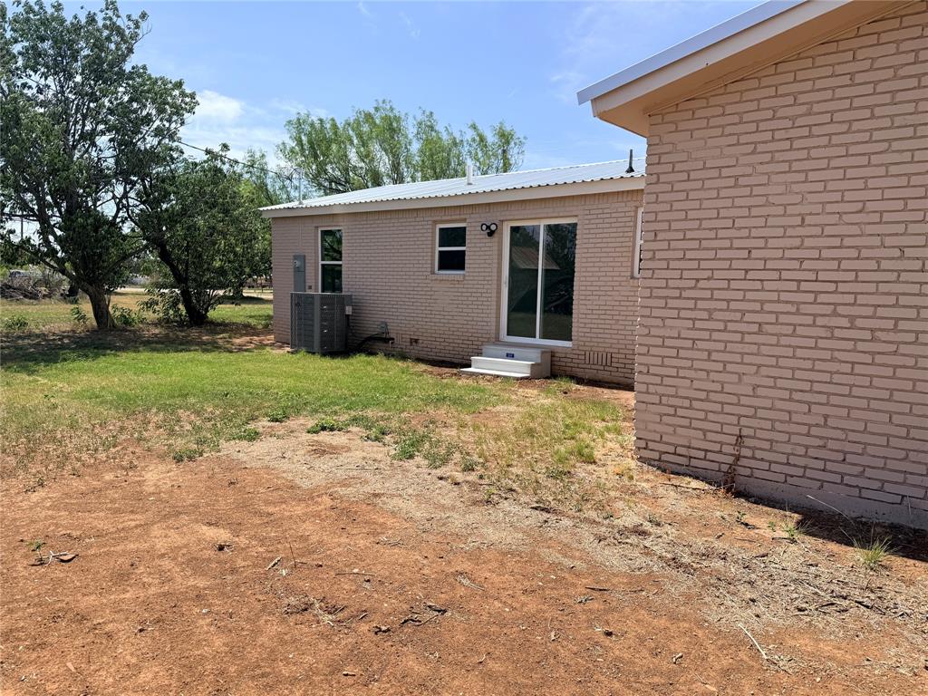 424 W Santa Fe Avenue Property Photo 36