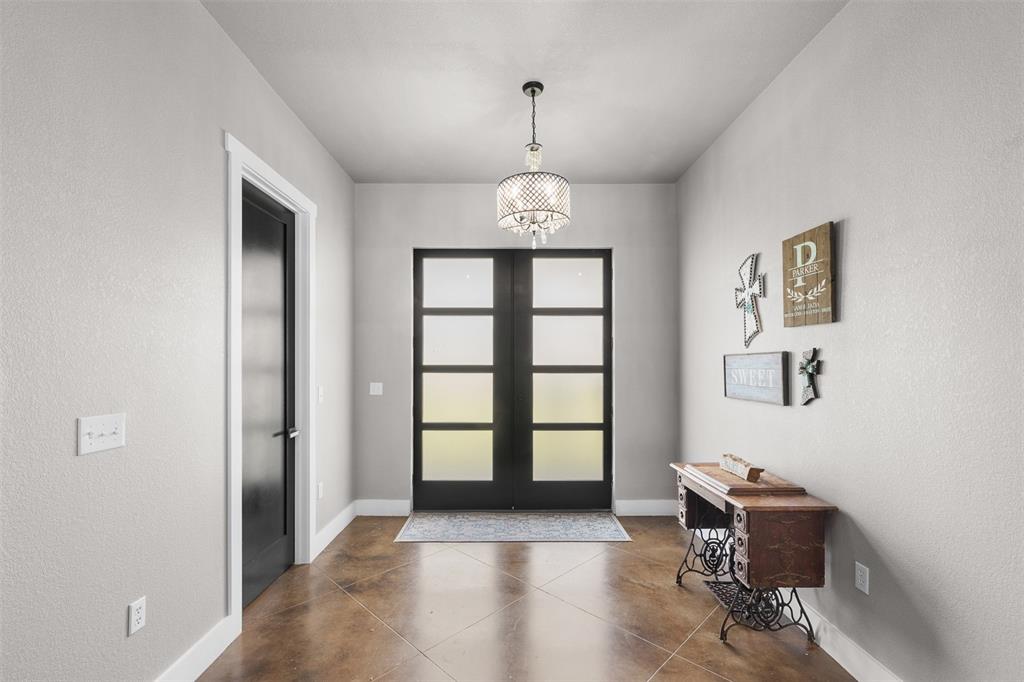 6021 N Fm 1915 Property Photo 6