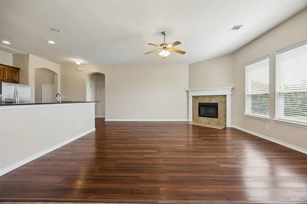 4201 Garden Path Lane Property Photo 10
