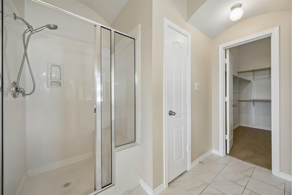 4201 Garden Path Lane Property Photo 18