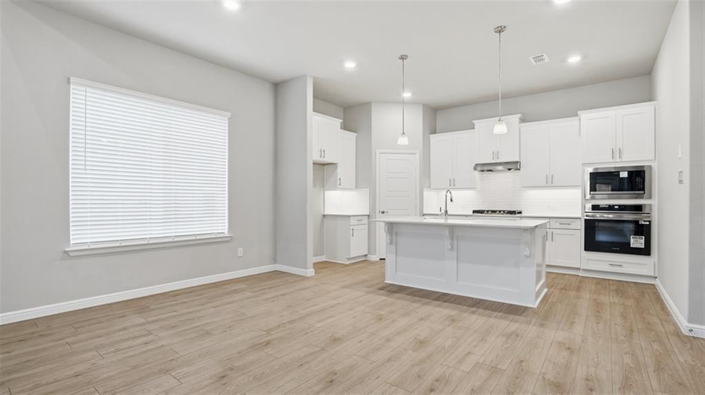 744 Soaring Hawk Drive Property Photo 3