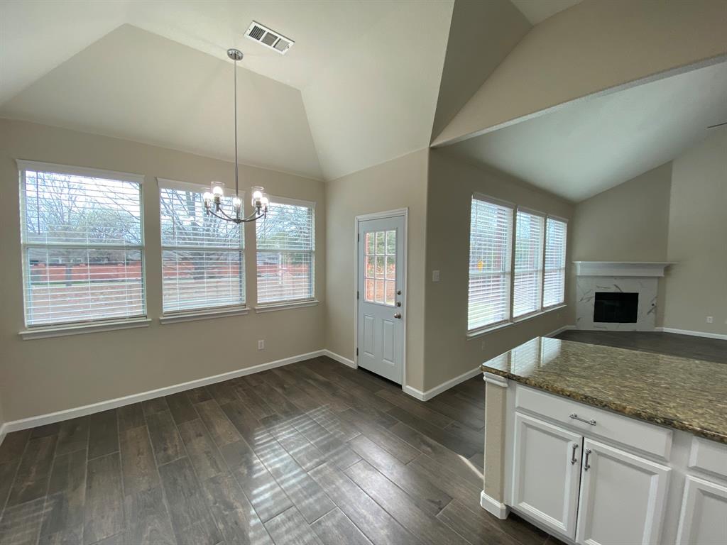 5668 Imperial Meadow Drive Property Photo 9