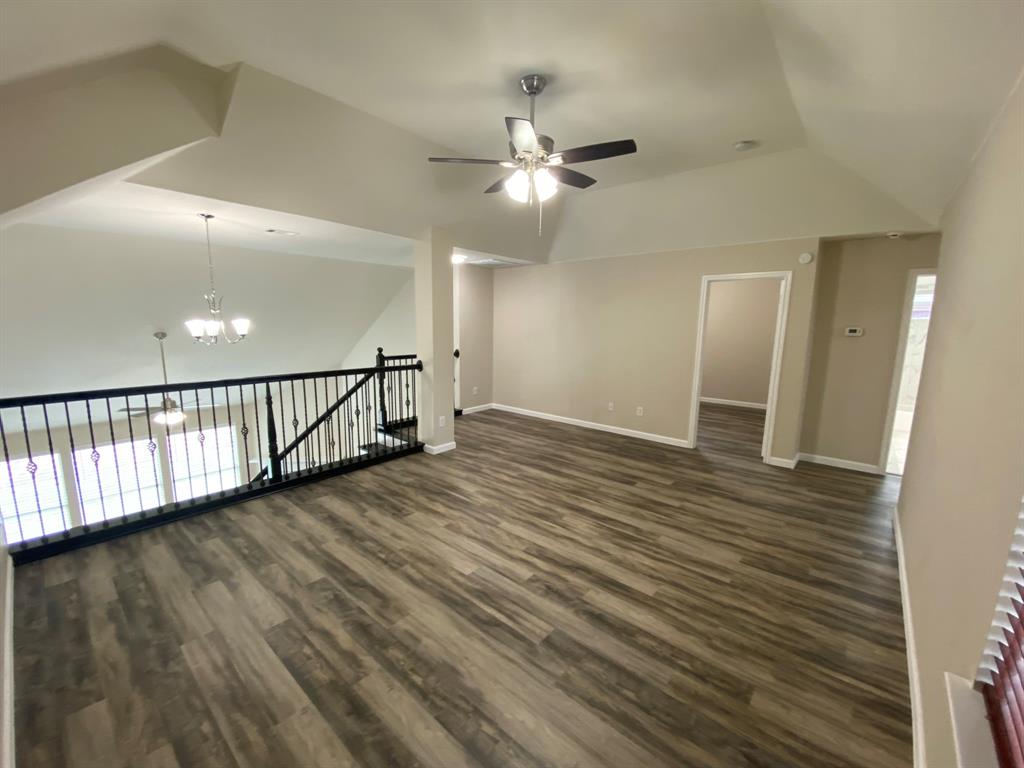 5668 Imperial Meadow Drive Property Photo 28