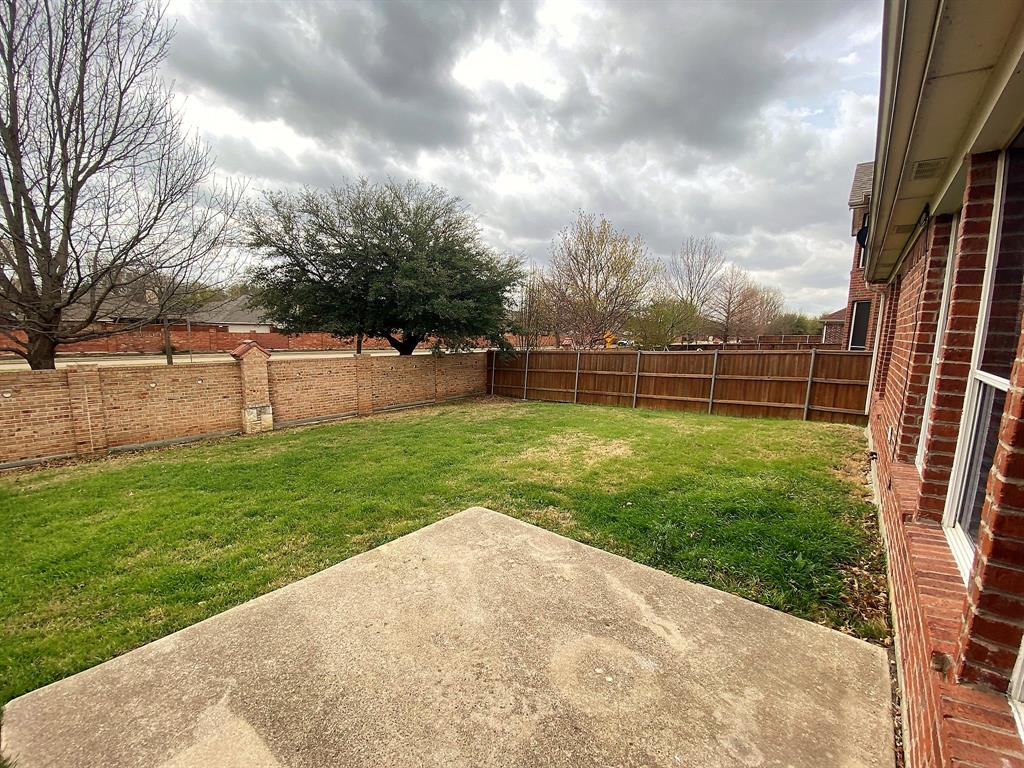 5668 Imperial Meadow Drive Property Photo 37