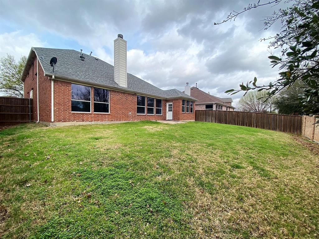5668 Imperial Meadow Drive Property Photo 38