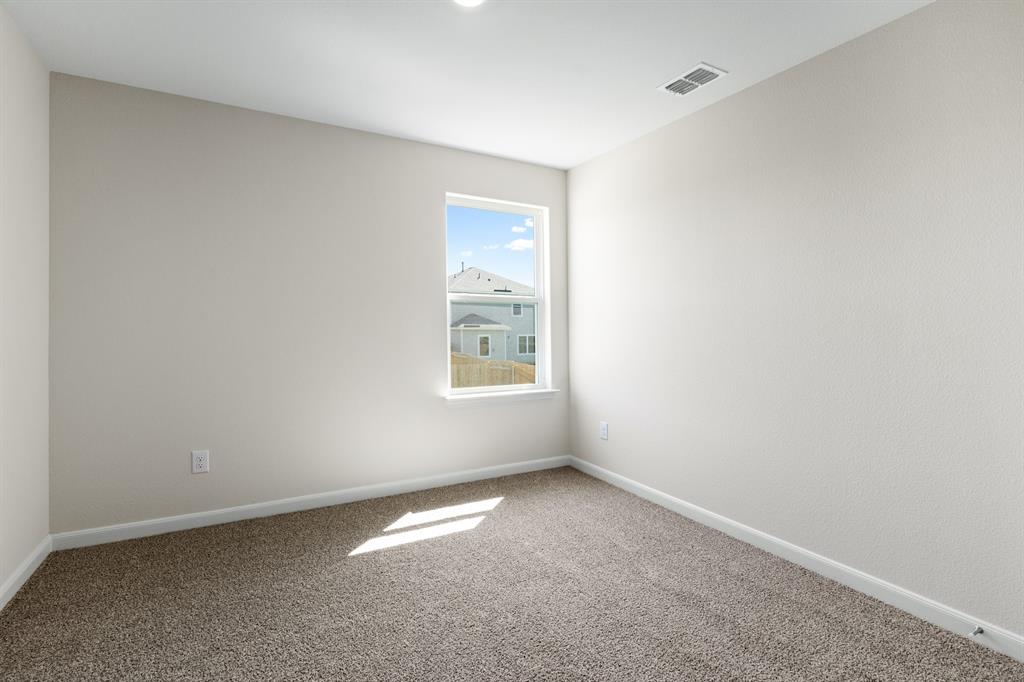 8445 White Wolf Trail Property Photo 8