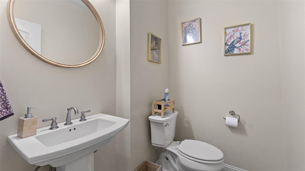 1411 County Road 4120 Property Photo 31