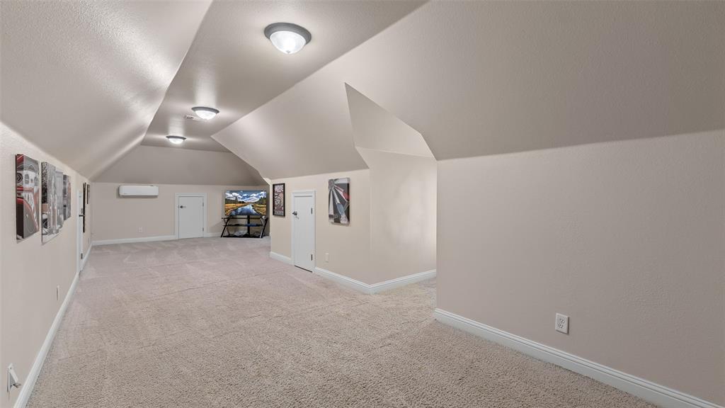 1411 County Road 4120 Property Photo 32