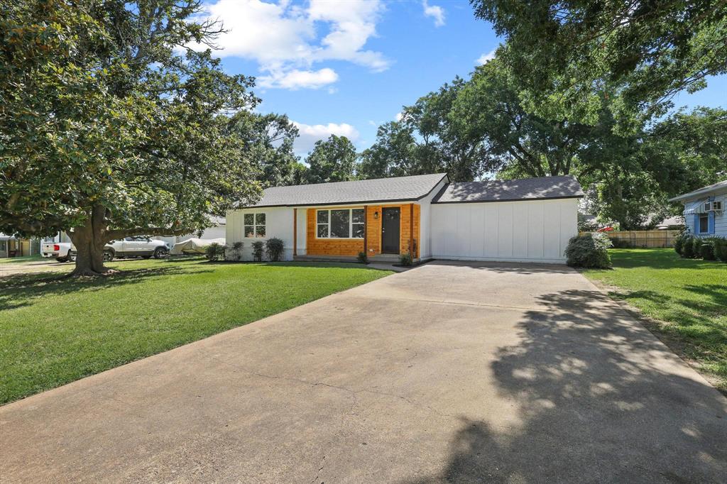 709 Lipscomb Street Property Photo 4