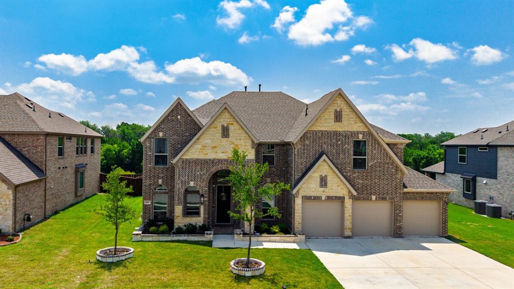 929 Gold Finch Lane Property Photo 1