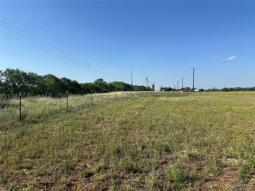332 Sw Railroad Ave Property Photo 4