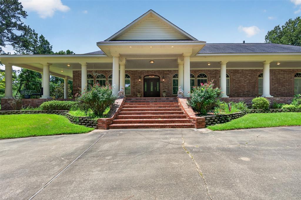 3669 Fountainbleau Road Property Photo 2
