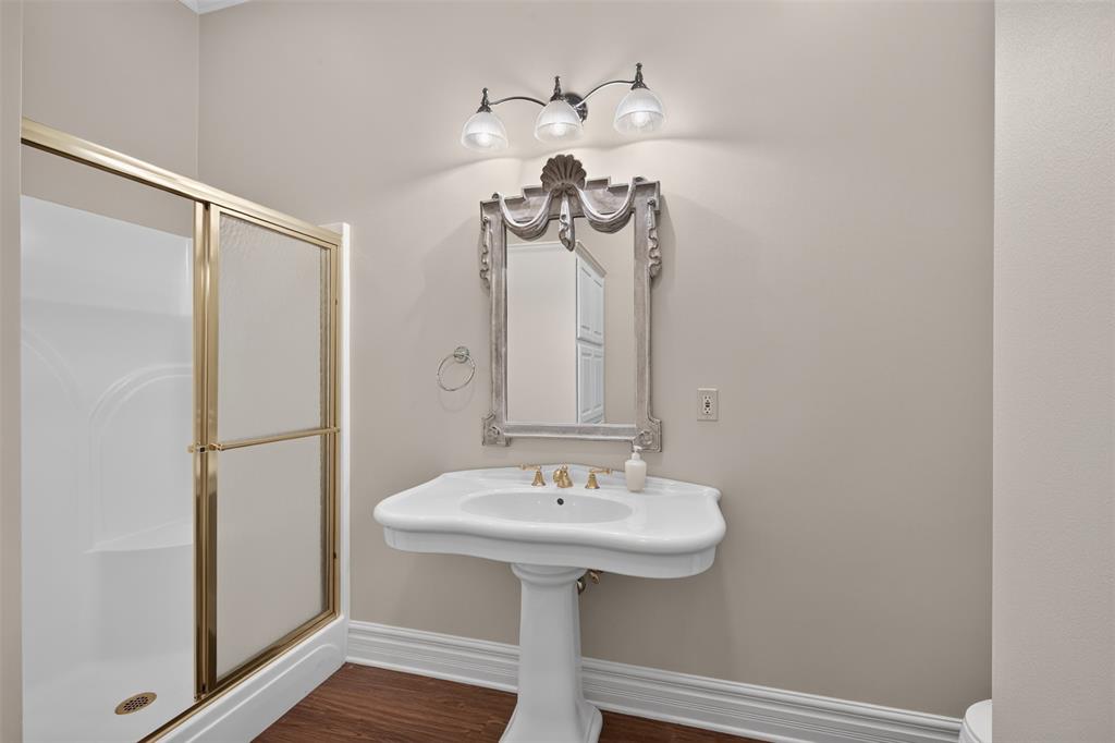 3669 Fountainbleau Road Property Photo 19