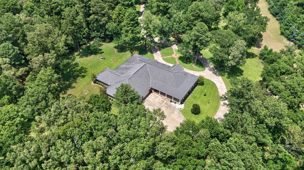 3669 Fountainbleau Road Property Photo 38