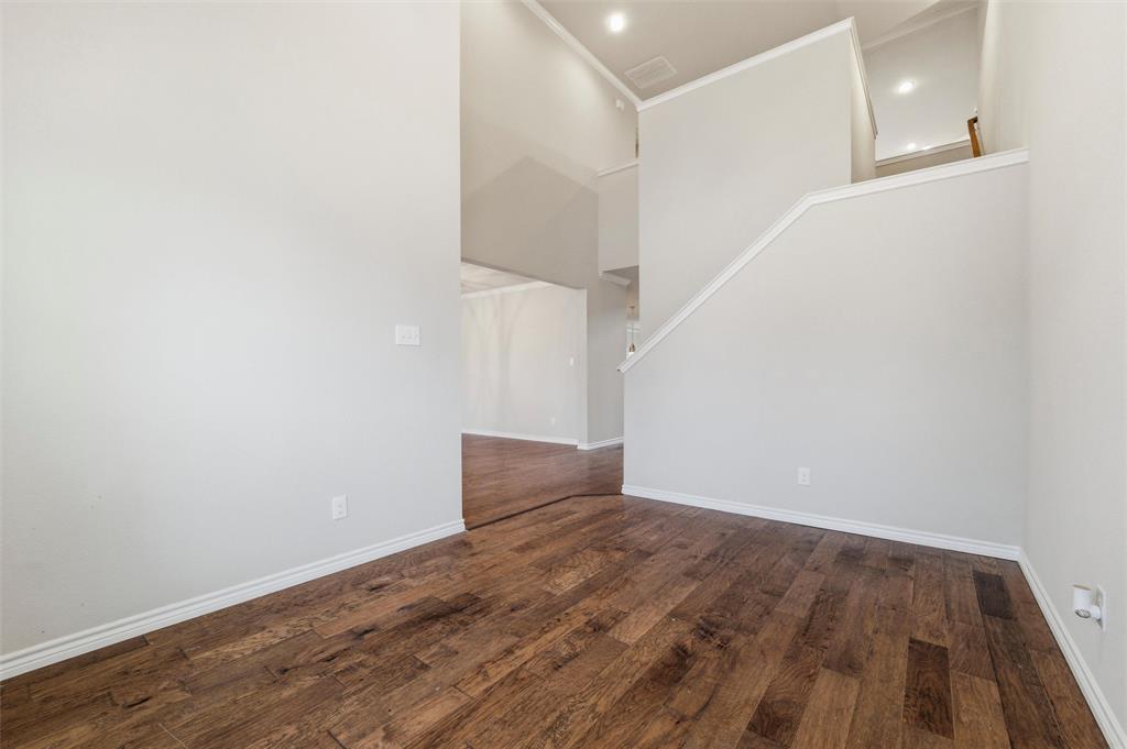420 Prairie Run Property Photo 6