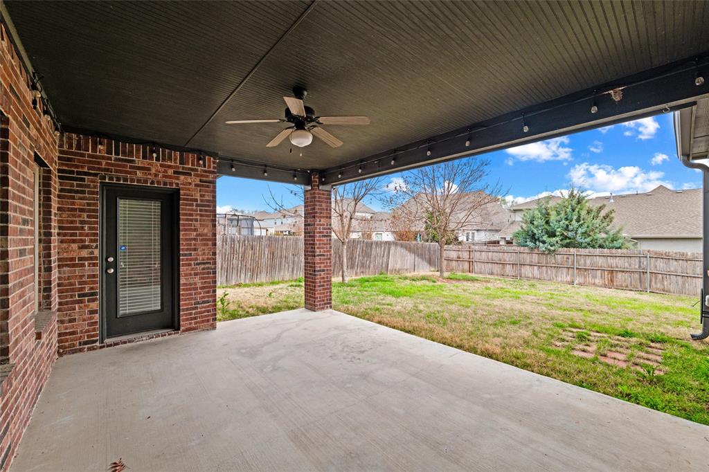 420 Prairie Run Property Photo 34