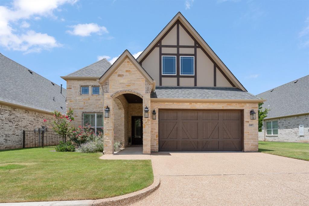 2407 Vineyard Drive Property Photo 1