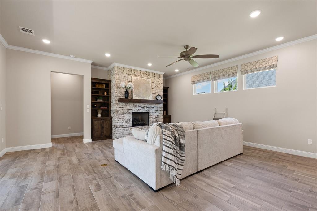 2407 Vineyard Drive Property Photo 15