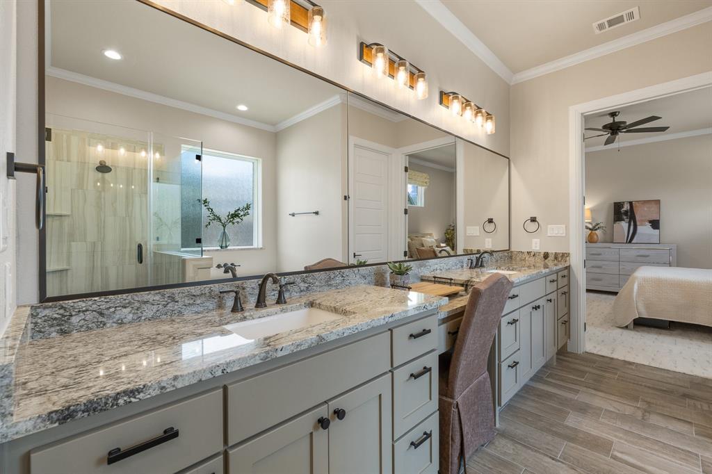 2407 Vineyard Drive Property Photo 24